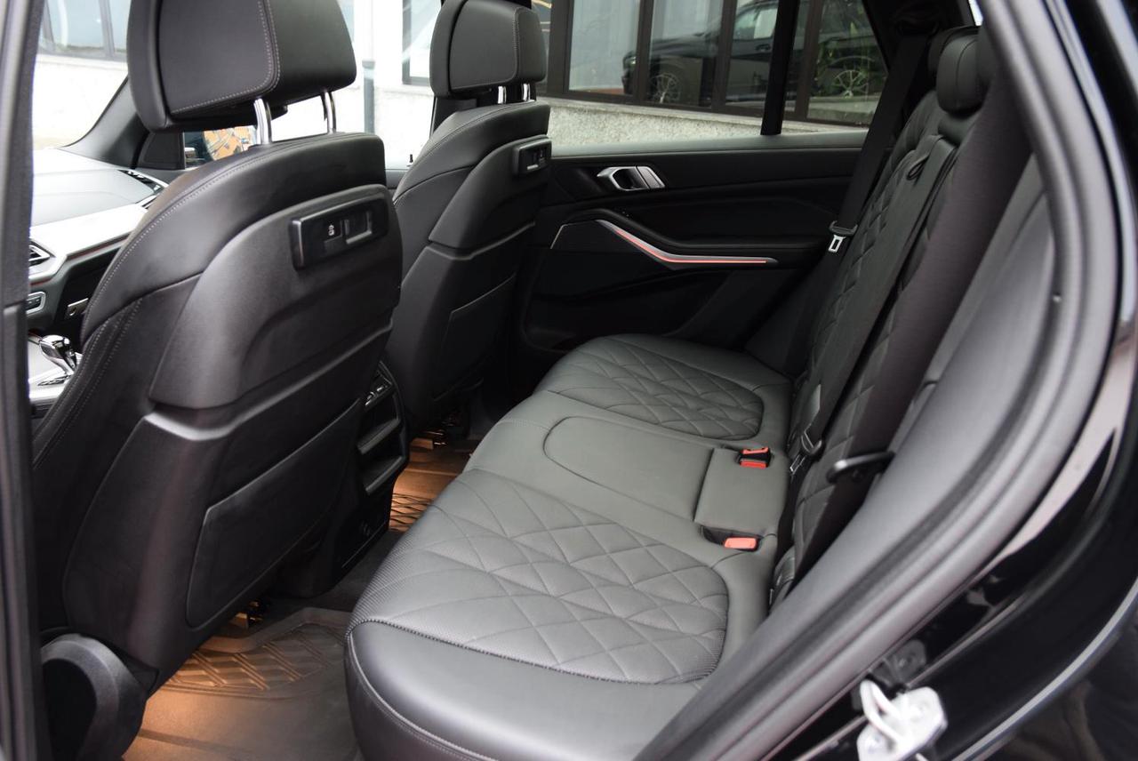 BMW X5 xdrive30d mhev 48V Msport auto