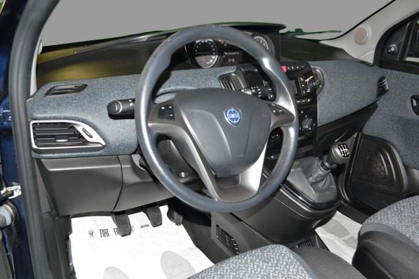 LANCIA Ypsilon 1.0 70cv Hybrid Silver