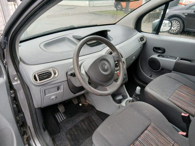 RENAULT Modus 1.2 16V