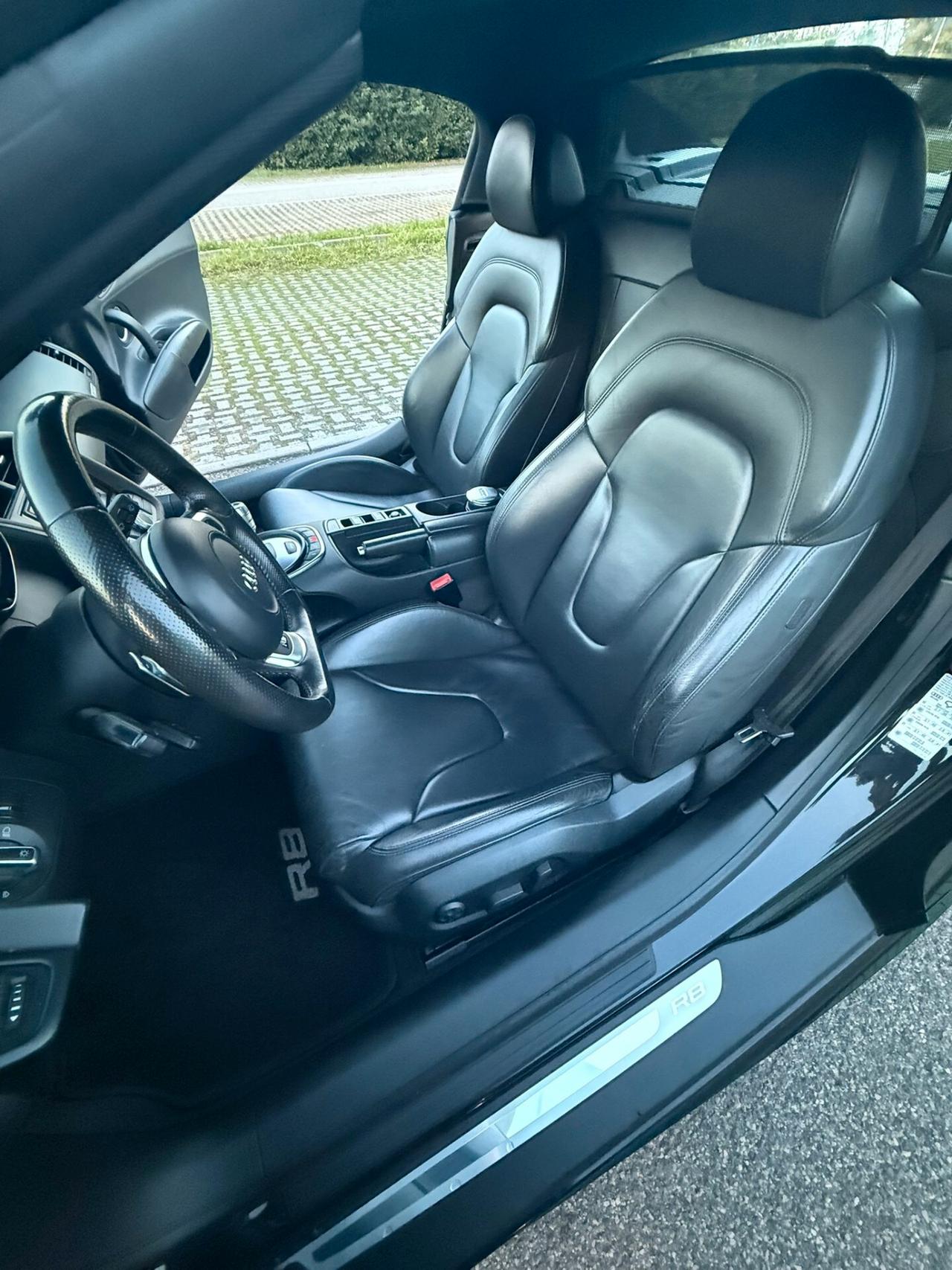 Audi R8 Spyder 5.2 V10 FSI quattro