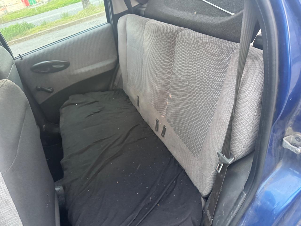 Fiat Punto 1.2i cat 5 porte (SU APPUNTAMENTO)