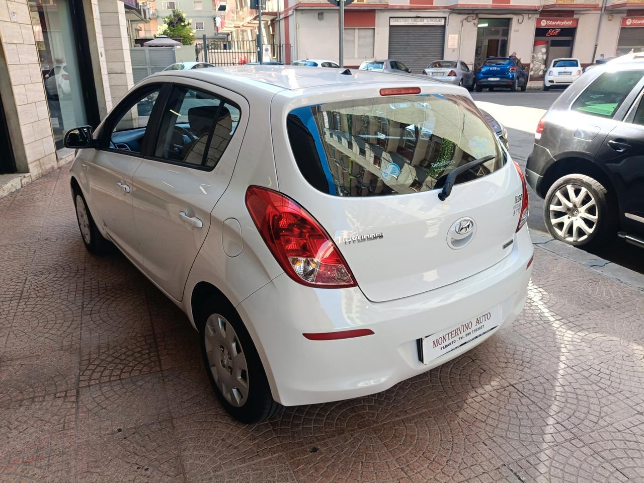 Hyundai i20 1.1 CRDi 5p.-NEOPATENTATI-Euro 7990