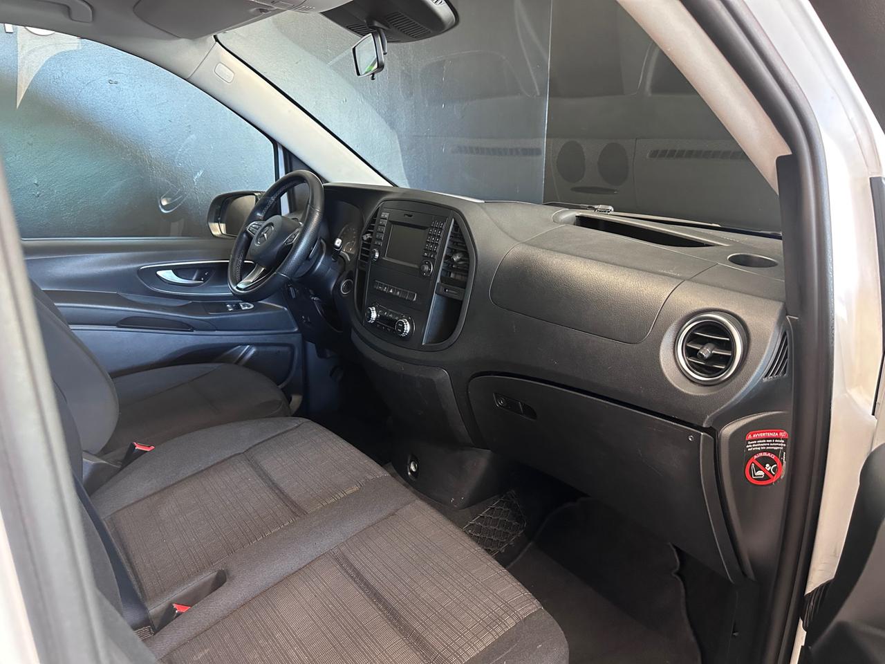 MERCEDES Vito 116 cdi compact tourer select auto my19