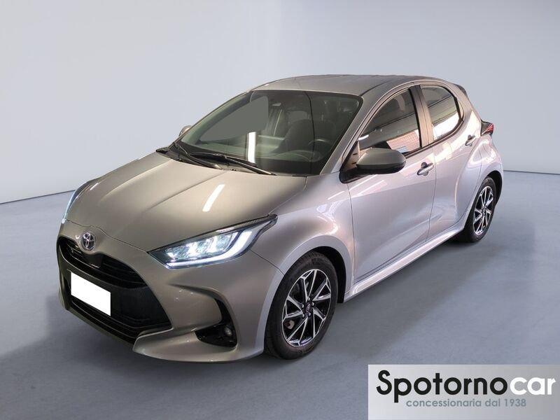 Toyota Yaris Hybrid Trend MY22