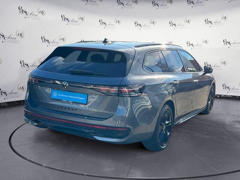 Volkswagen Passat 2.0 TDI 150 CV SCR EVO DSG R-Line Black Style