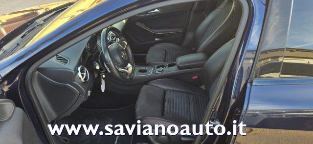 MERCEDES-BENZ GLA 200 d Automatic Premium " PACK NIGHT "