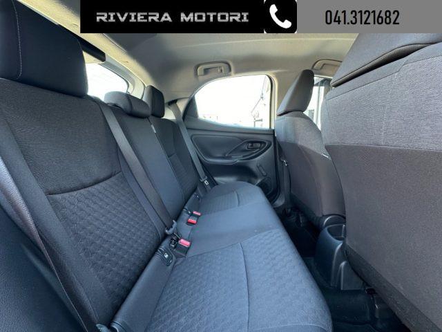 TOYOTA Yaris 1.0 5 porte Active