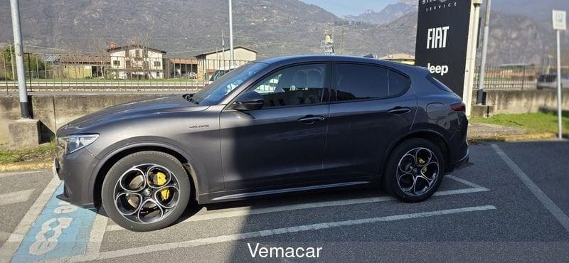 Alfa Romeo Stelvio 2.2 TDS 210CV Veloce AT8 Q4 con blocco differenziale
