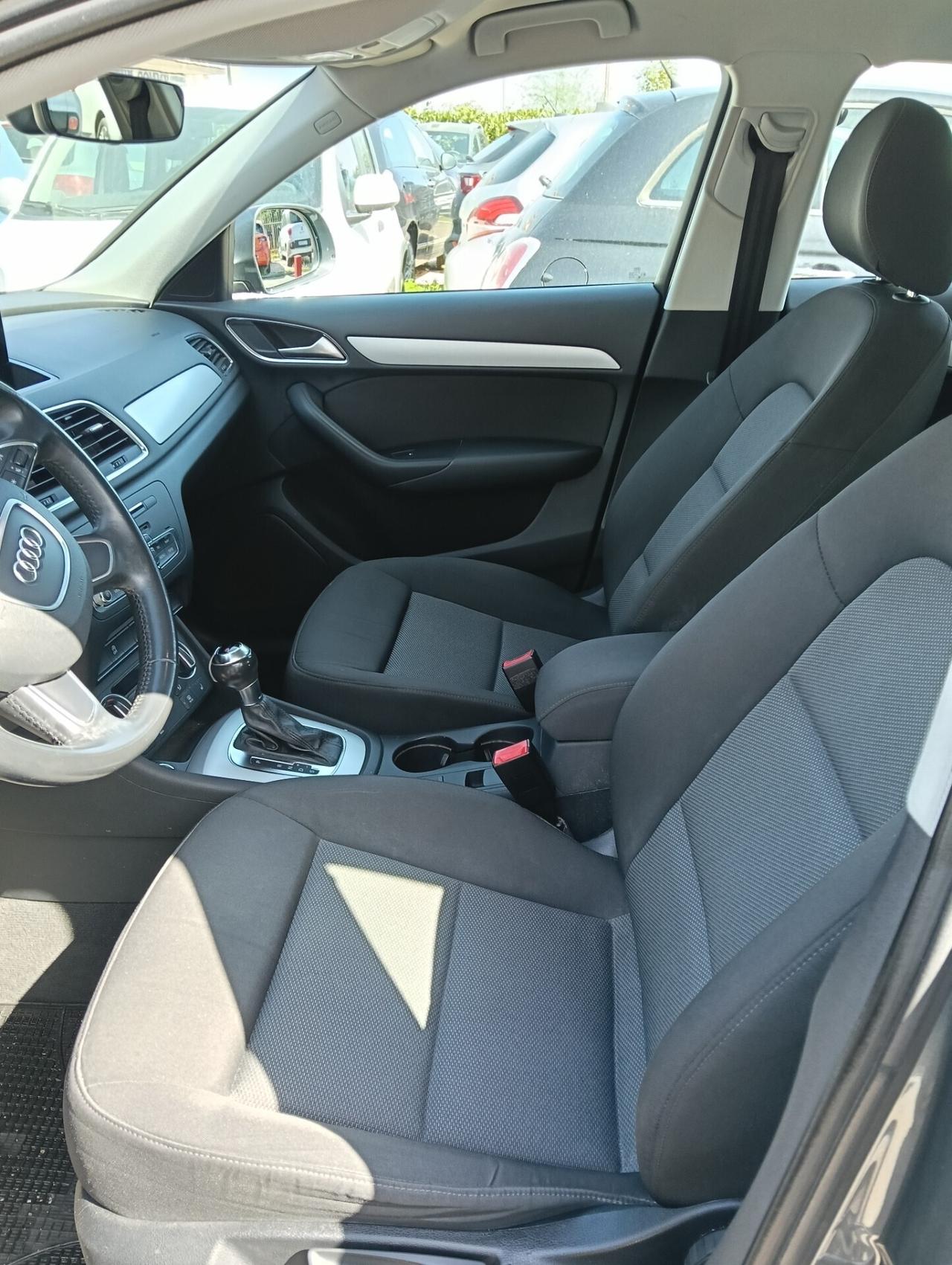 Audi Q3 2.0 TDI 150 CV quattro S tronic Sport