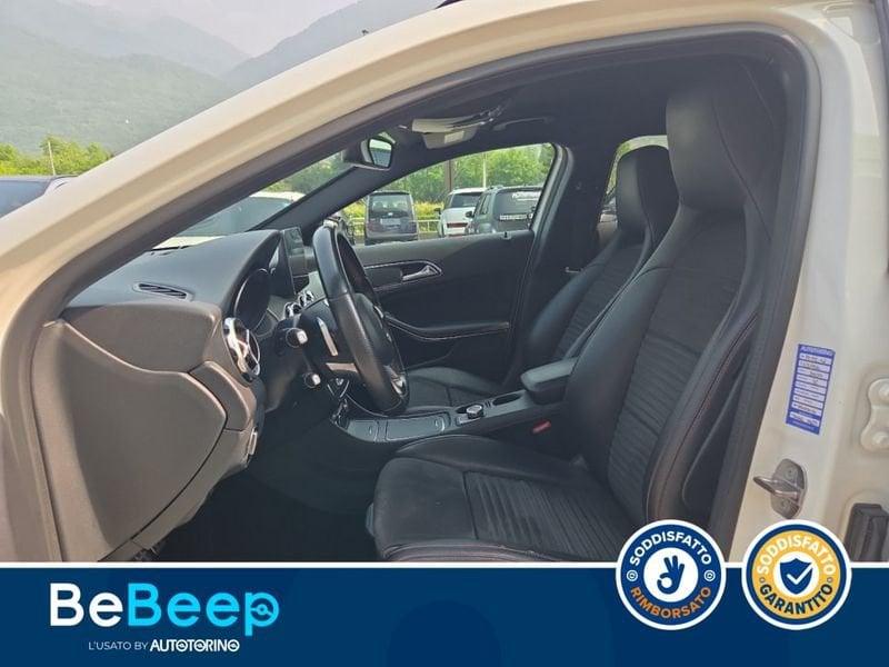 Mercedes-Benz GLA 200 D PREMIUM 4MATIC AUTO