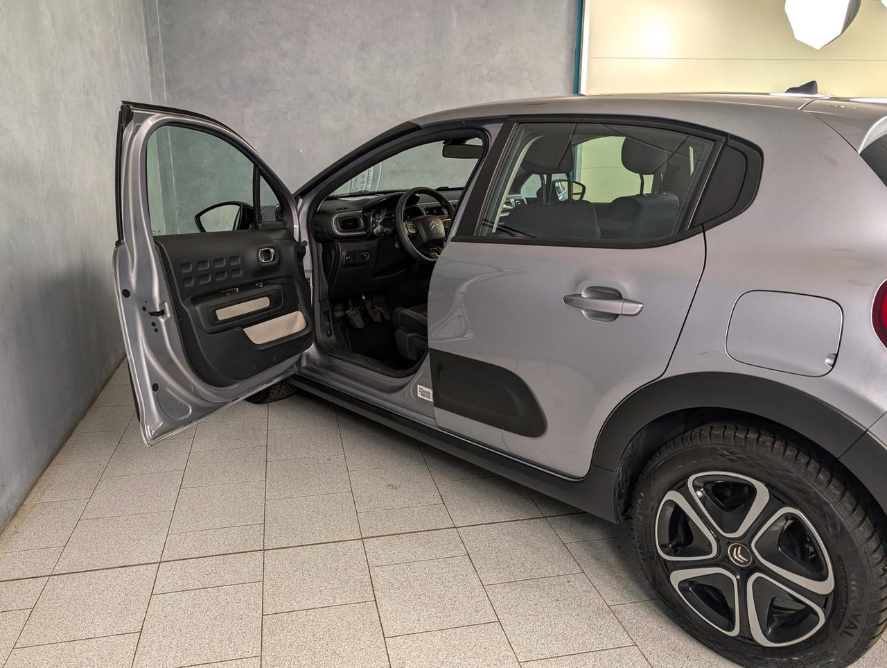 Citroen C3 1.2 puretech 83cv Shine