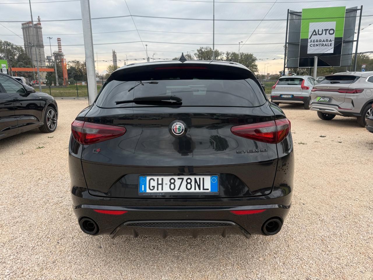 Alfa Romeo Stelvio 2.2 Turbodiesel 210 CV AT8 Q4 Veloce TOTAL BLACK