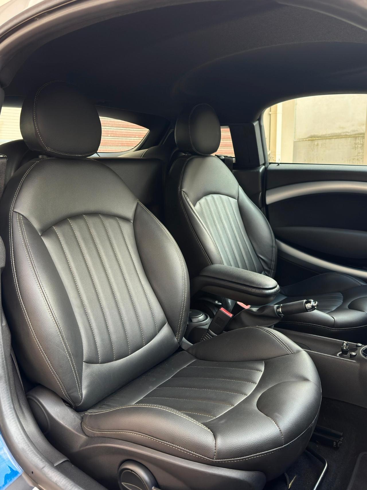 Mini Cooper SD Coupe 143 cv