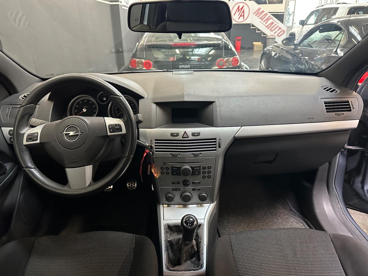 Opel Astra GTC 1.6 16V Twinport 3 porte Sport