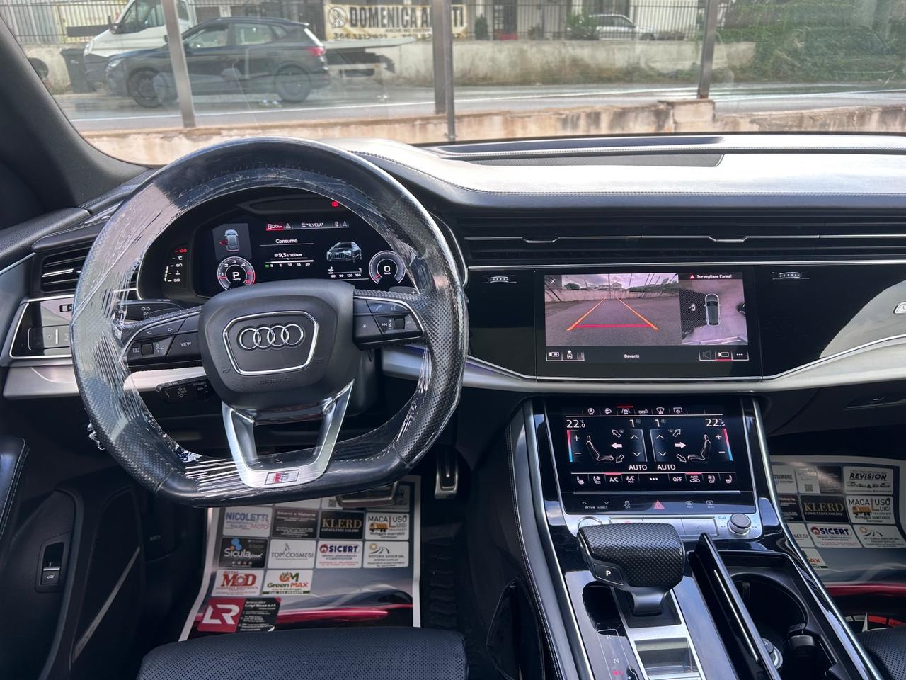 Audi Q8 50 TDI 286 CV quattro S-Line allestimento RS