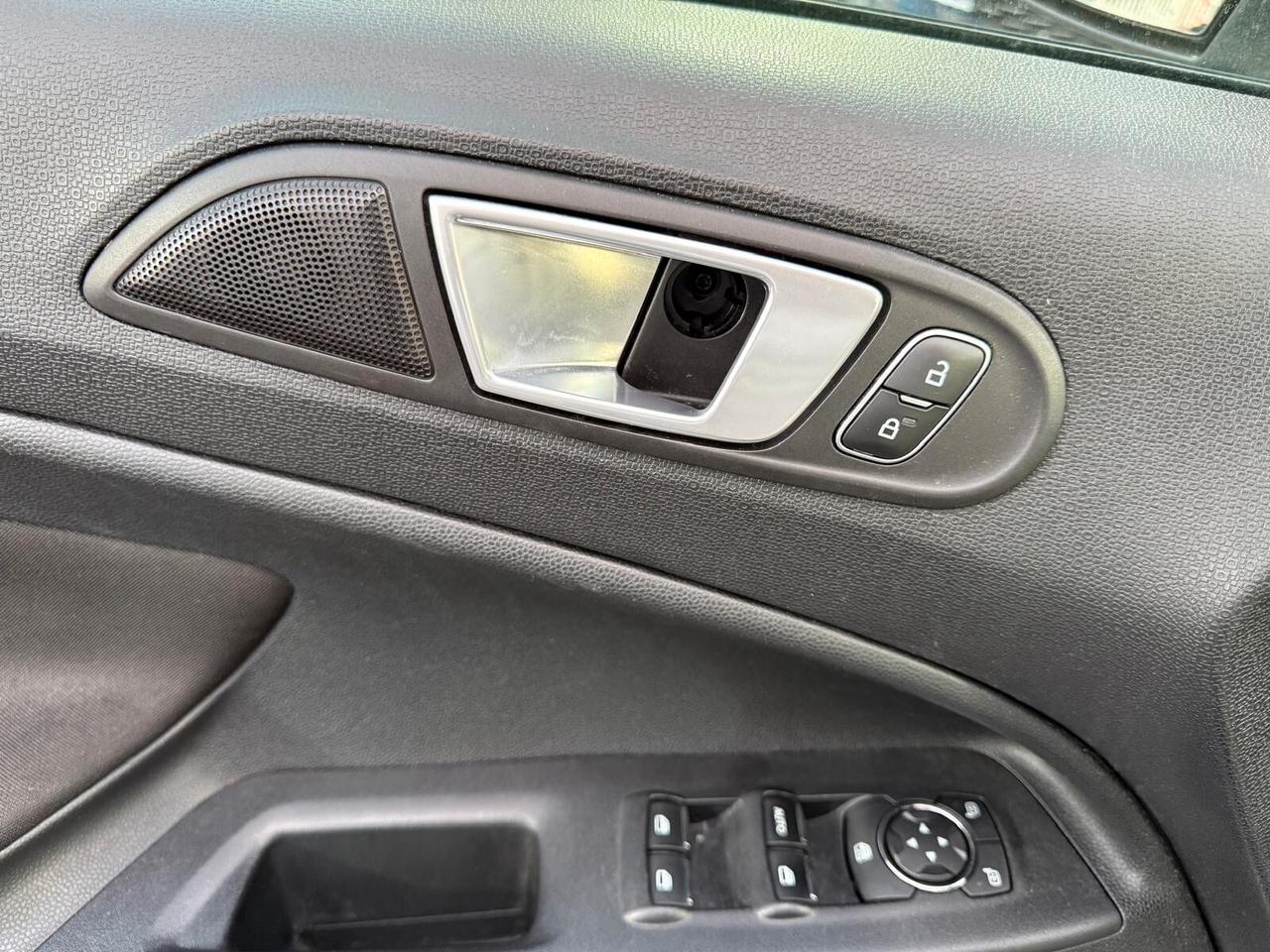 FORD EcoSport 1.5 TDCi 100 CV Start&Stop ST-Line Black Edition 93000KM