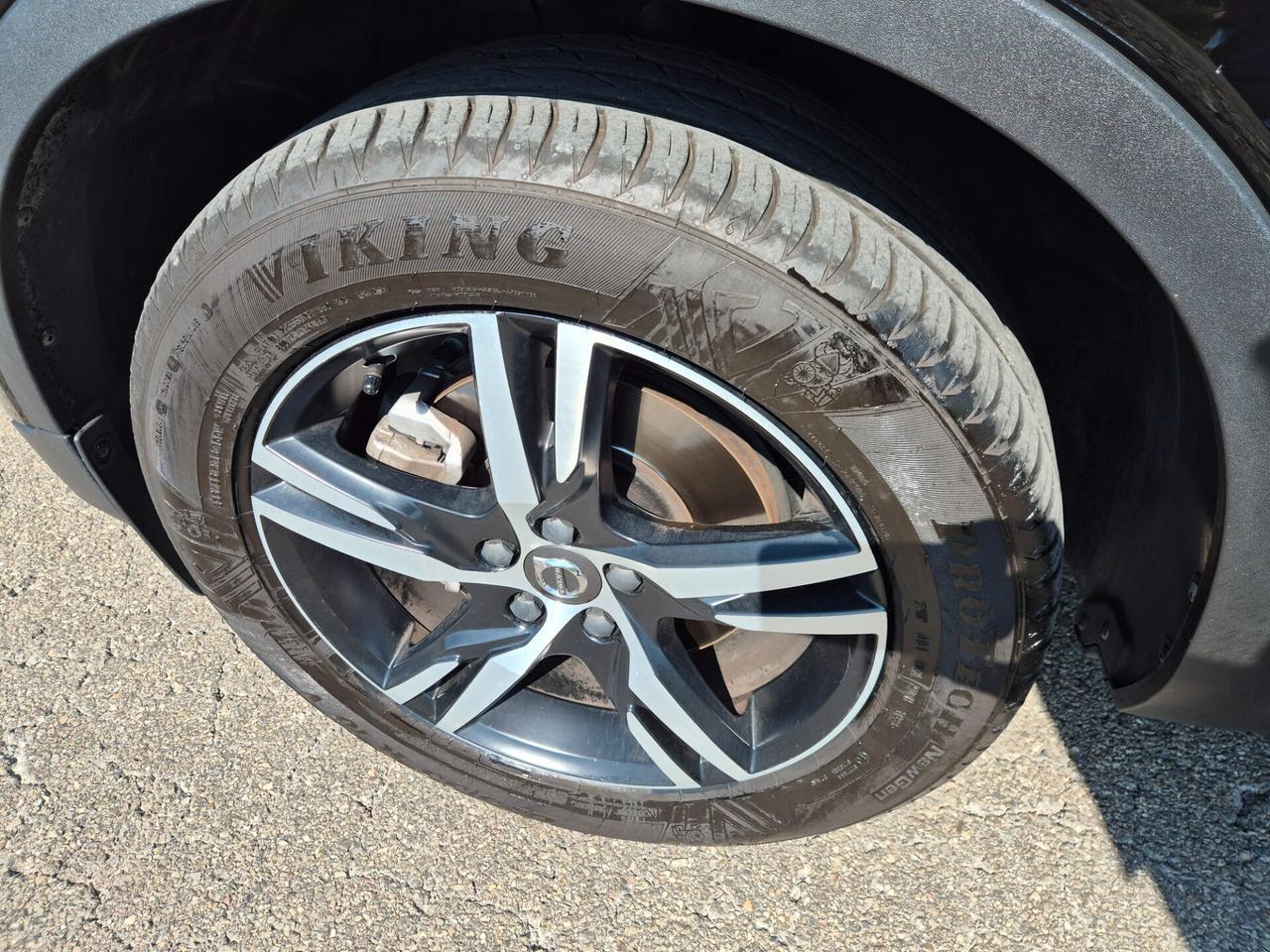 Volvo XC40 D3 AWD R-design
