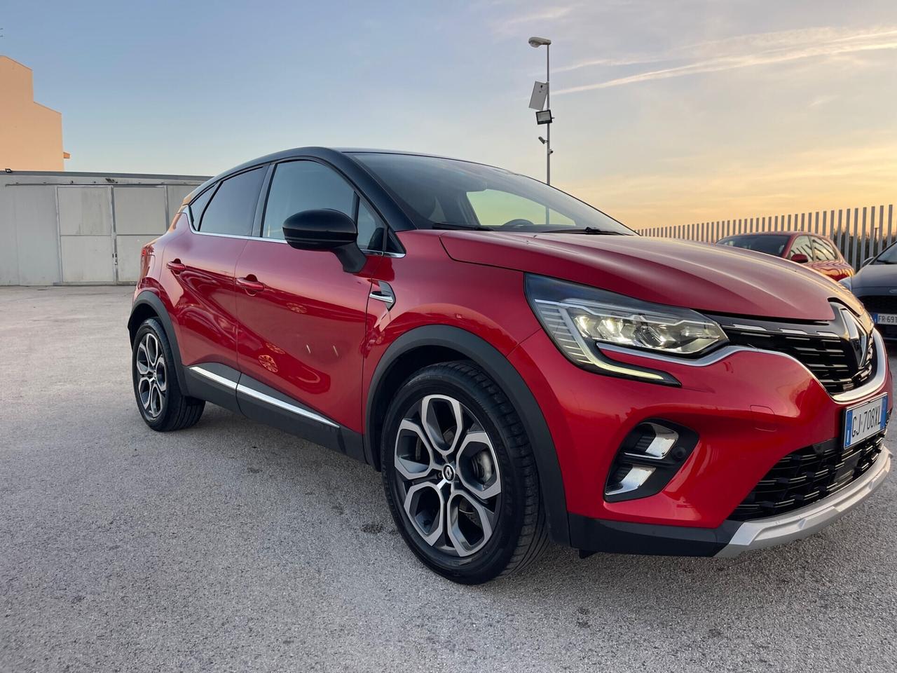 RENAULT CAPTUR 1.0 TCE GPL INTENS FULL LED MY22