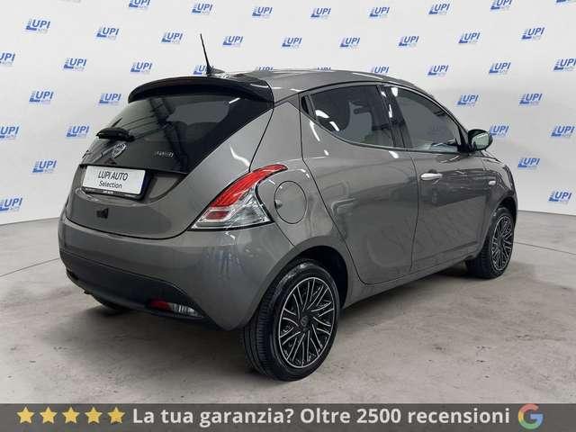 Lancia Ypsilon Ypsilon 1.0 firefly hybrid Oro s&s 70cv