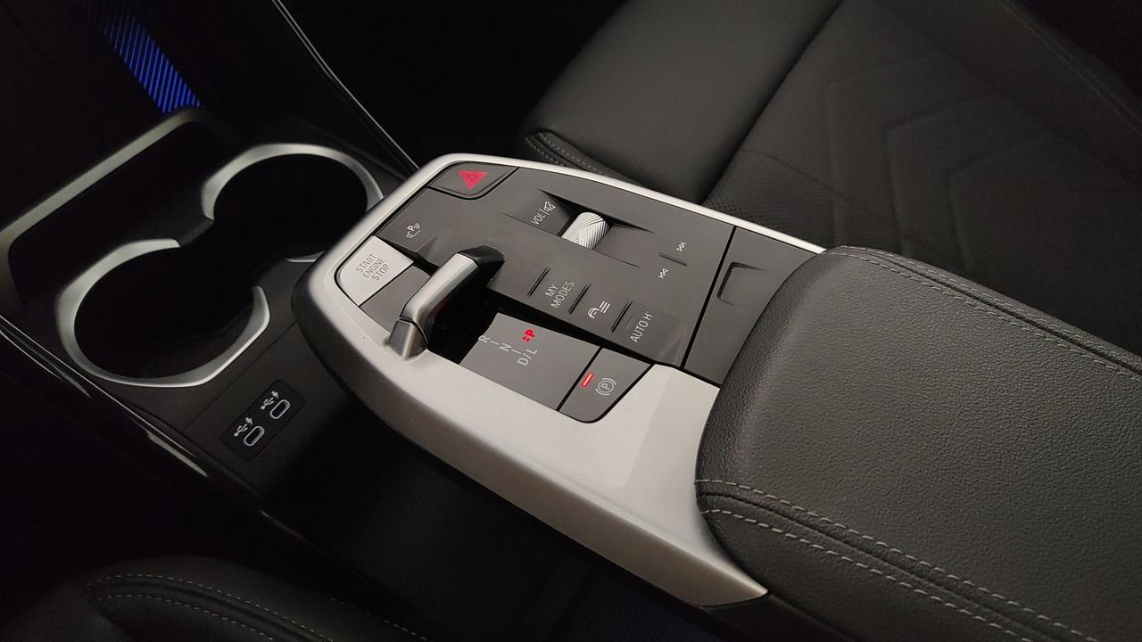 BMW X1 U11 - X1 sdrive18d X-Line auto