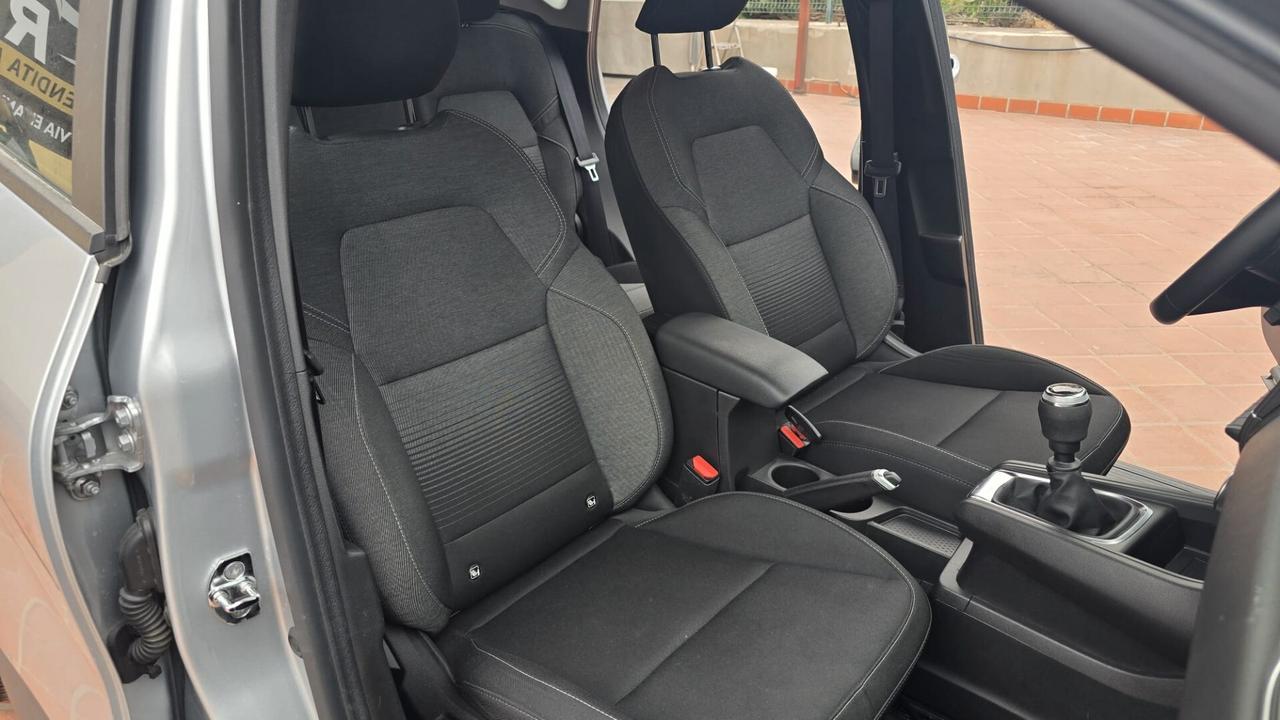 Renault Captur TCe 100 CV GPL Intens
