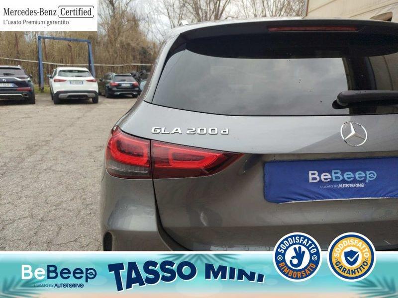 Mercedes-Benz GLA 200 D PREMIUM AUTO