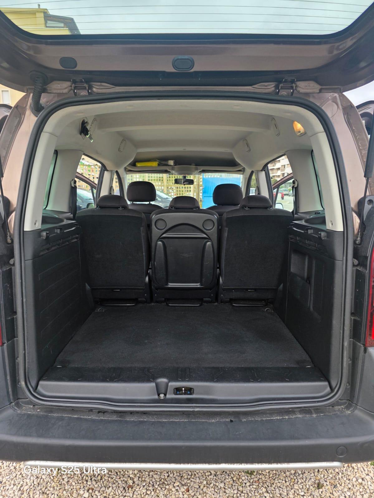 Peugeot Partner Tepee 1.6 HDi 92CV Outdoor 2015