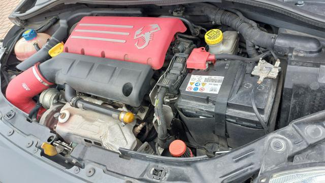 ABARTH 695 1.4 Turbo T-Jet XSR Yamaha Limited Edition