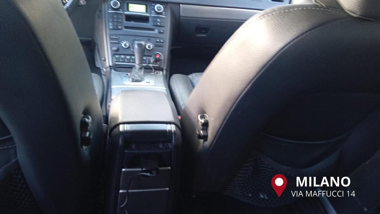 Volvo XC90 D5 AWD Geartronic Executive 7 posti/gancio traino