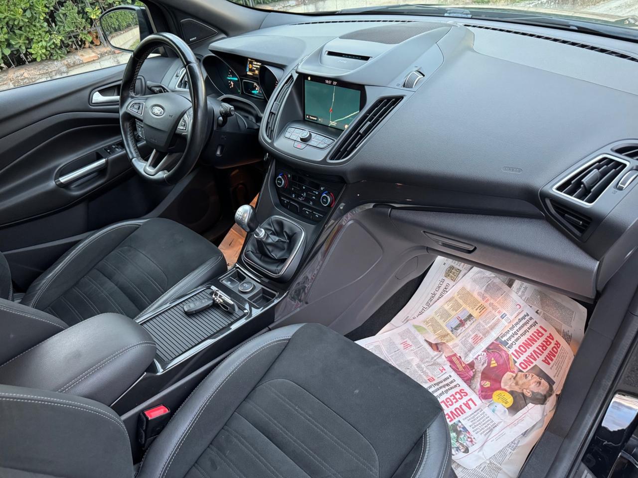 Ford Kuga 1.5 TDCI 120 CV S&S 2WD ST-Line