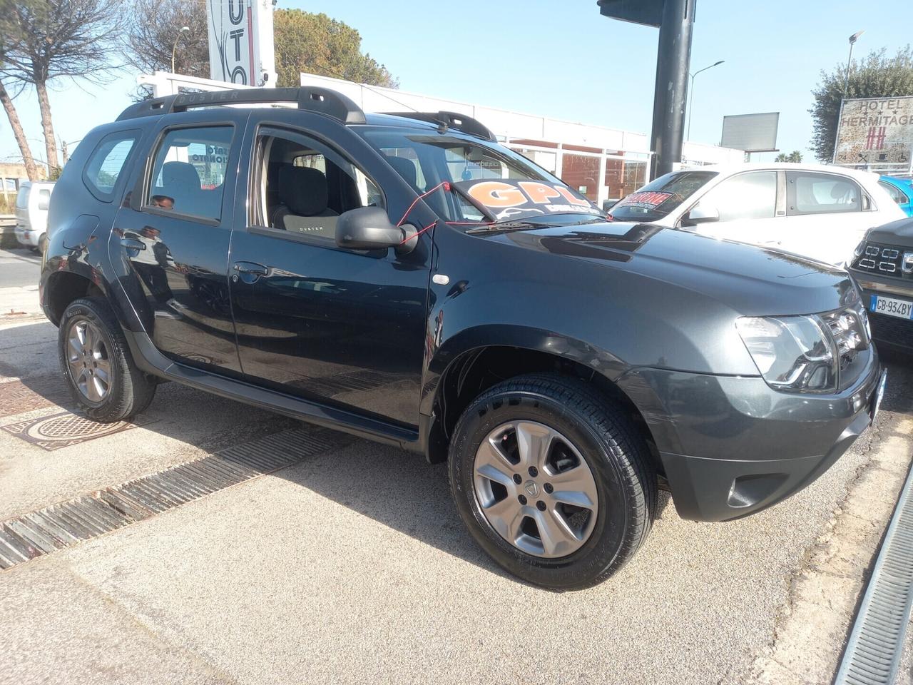 Dacia Duster 1.6 Gpl di Serie 105CV 4x2 Lauréate