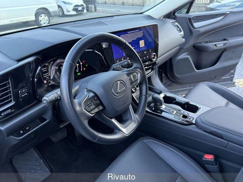 Lexus NX NX Plug-in 4WD Premium +