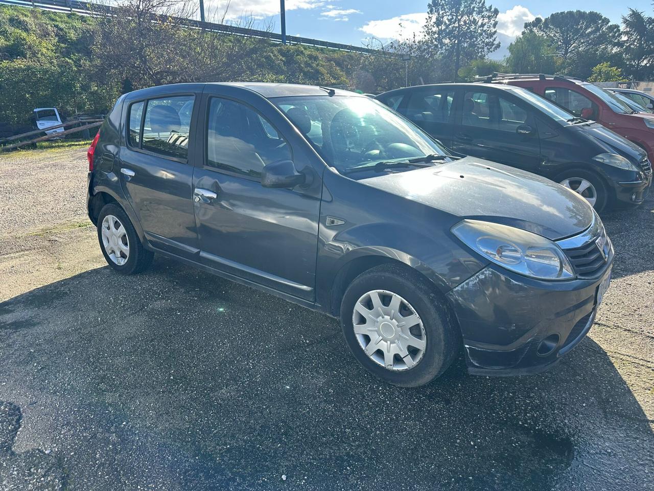 Dacia Sandero 1.4 8V Lauréate