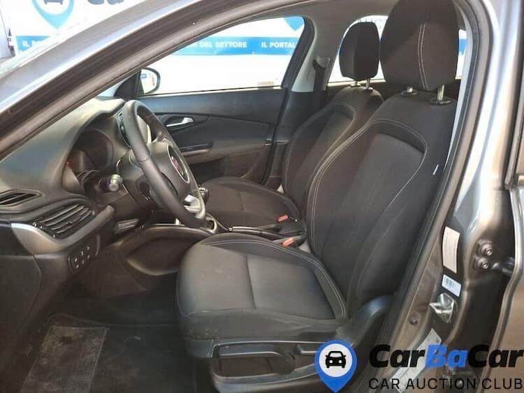 Fiat Tipo 1.3 Mjt S&S 5 porte Easy ( solo 84600 km )