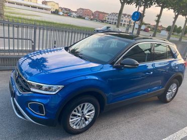 Volkswagen T-Roc 1.5 TSI ACT DSG Life - KM 44.000