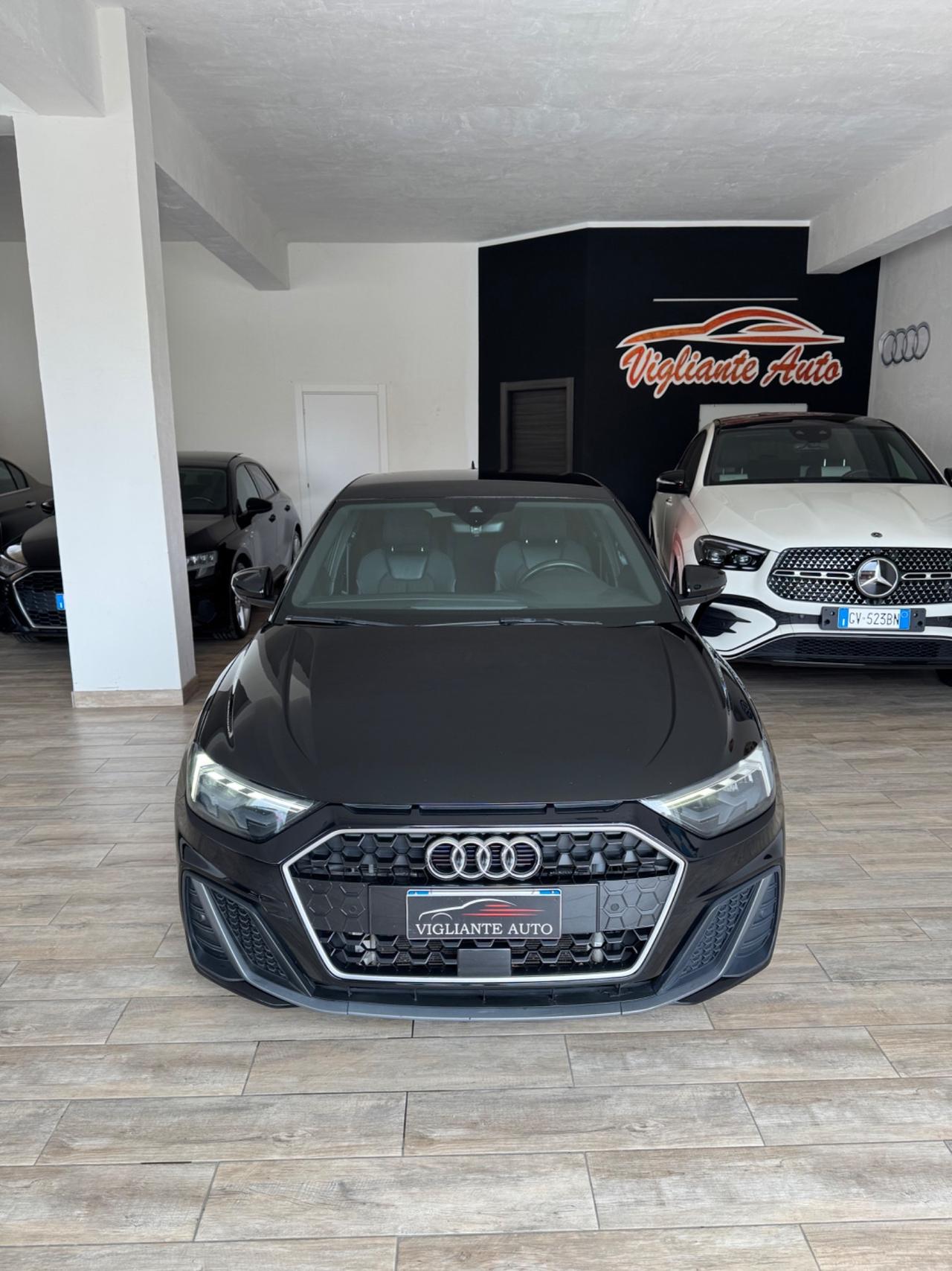 Audi A1 SPB 30 TFSI S tronic Identity Black