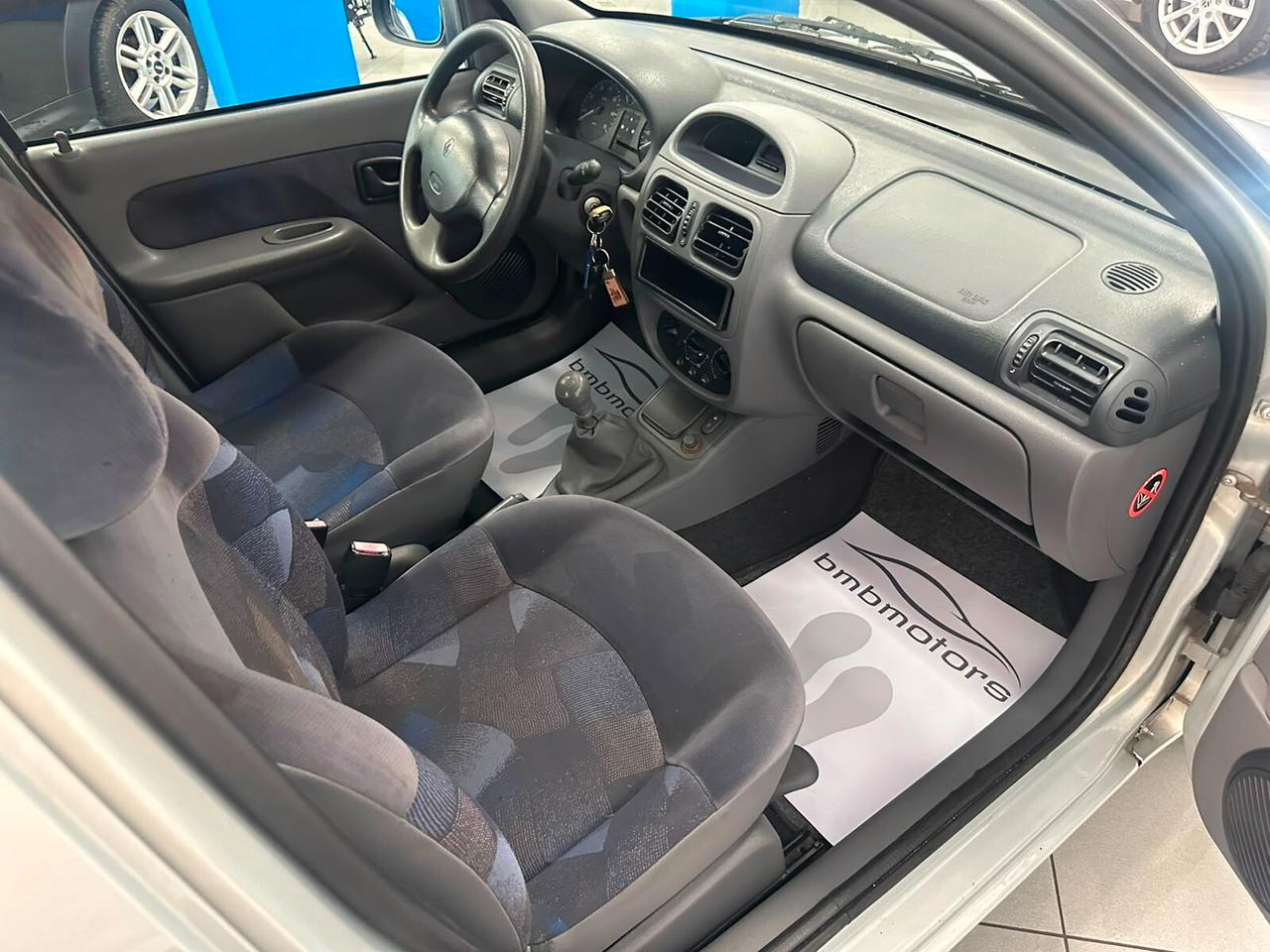 Renault Clio 1.2 cat 5 porte RXE