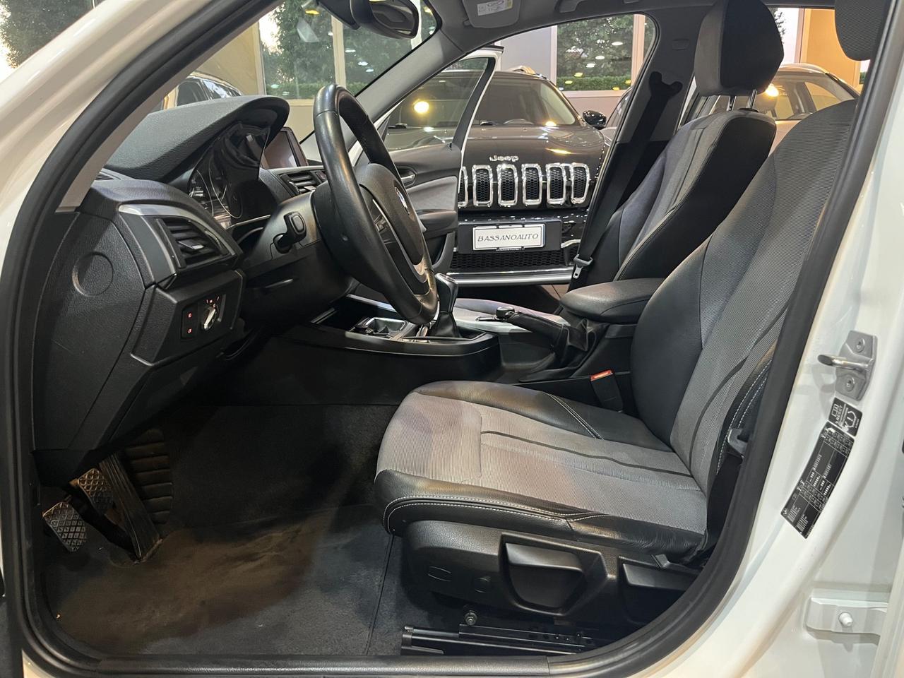 Bmw 118 118d 5p. Unique