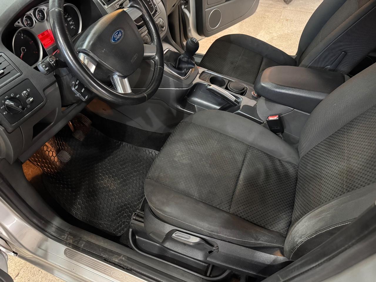 Ford C-Max 1.6 TDCi 90 CV Titanium OK NEOPATENTATI