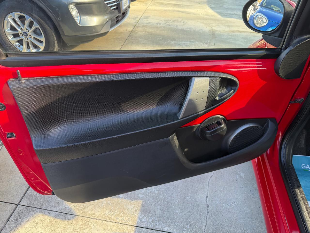 TOYOTA AYGO 1.0 CONNECT/TOMTOM/LED/RESTYLING