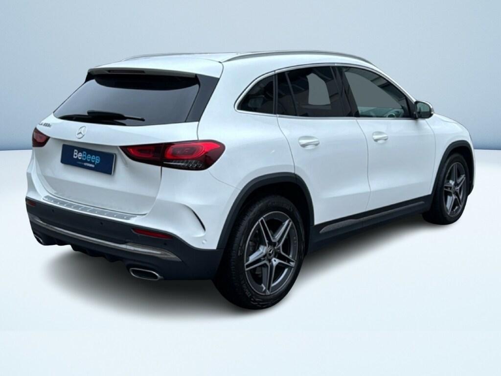 Mercedes GLA 200 200 D Premium 8G-DCT