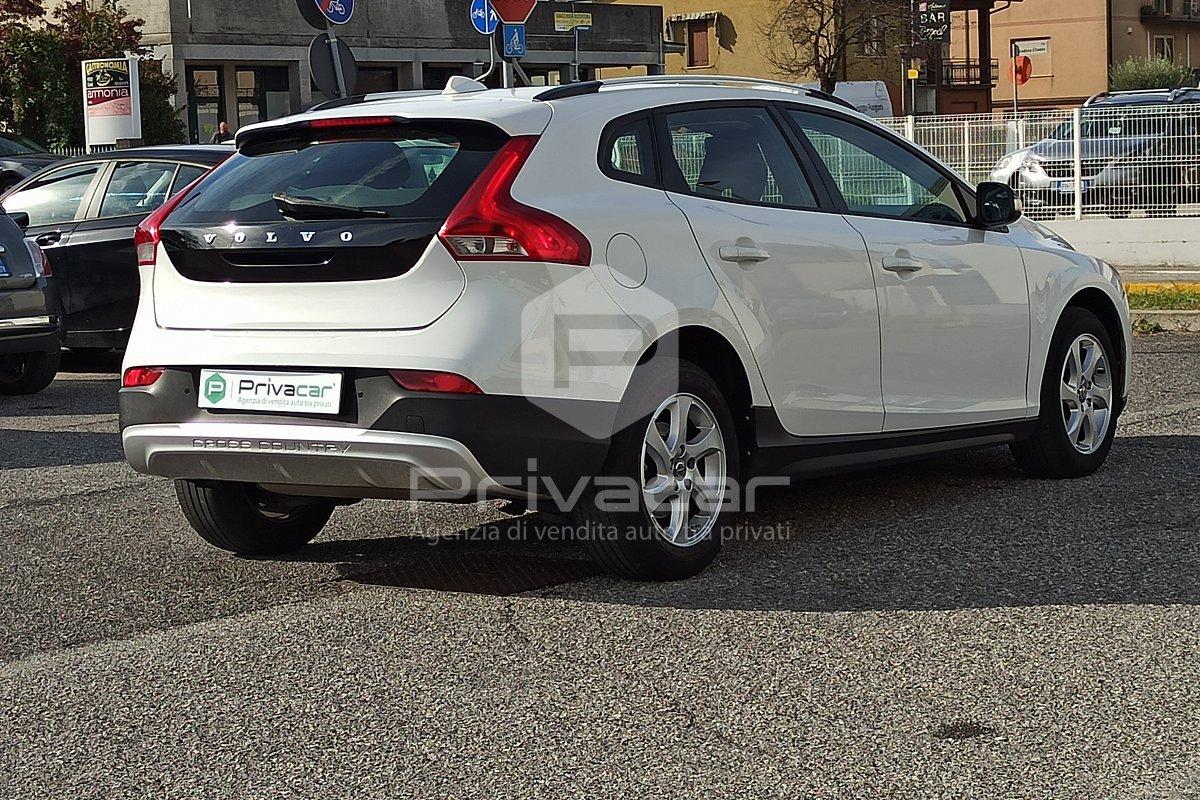 VOLVO V40 Cross Country D2 Kinetic