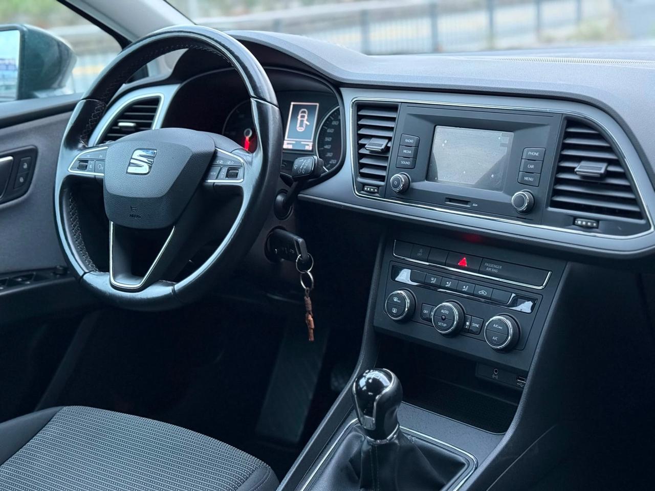 SEAT LEON 1.6 TDI 5 PORTE PRONTA CONSEGNA