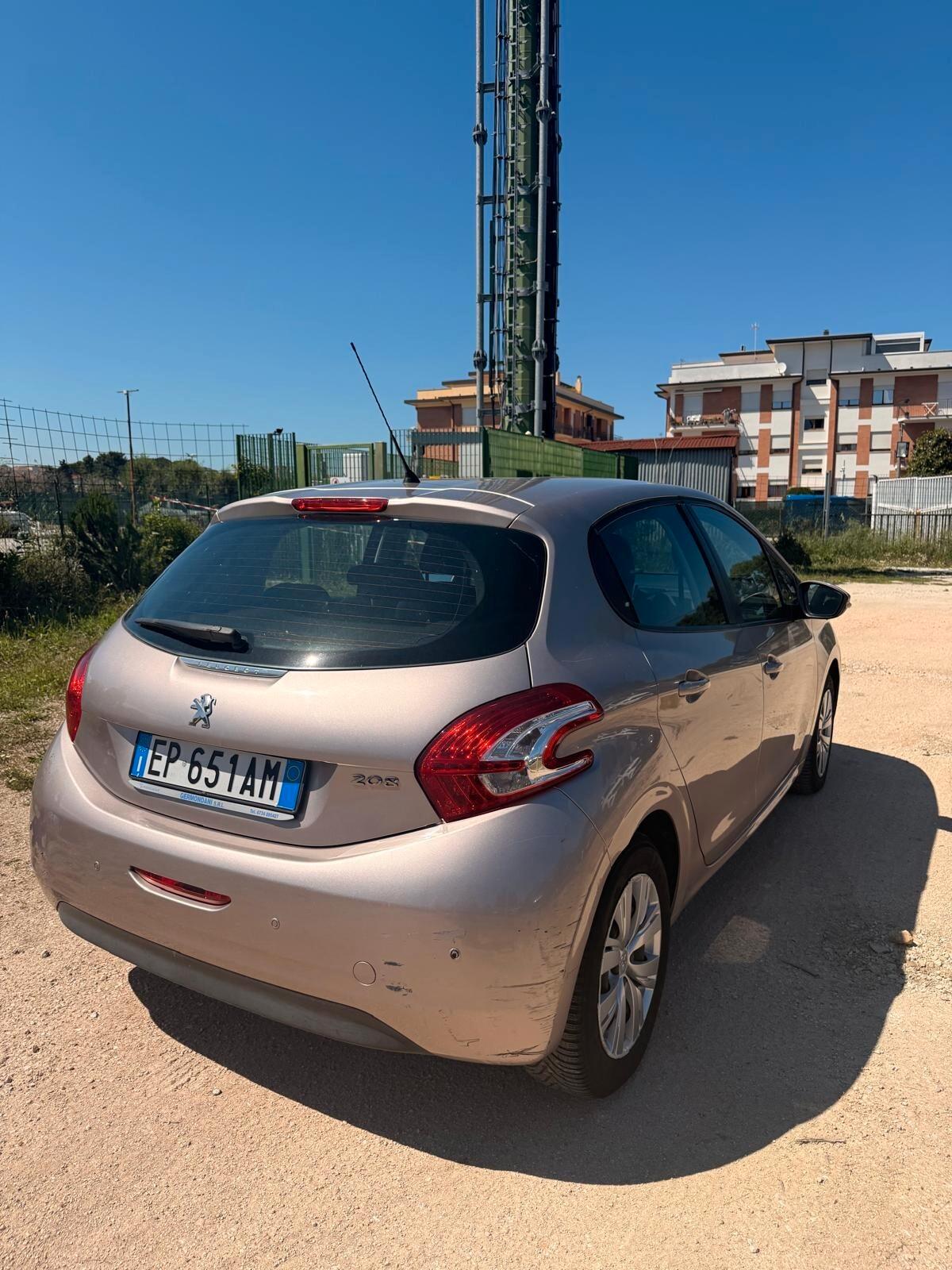 Peugeot 208 1.2 VTi 82 CV 5 porte Access