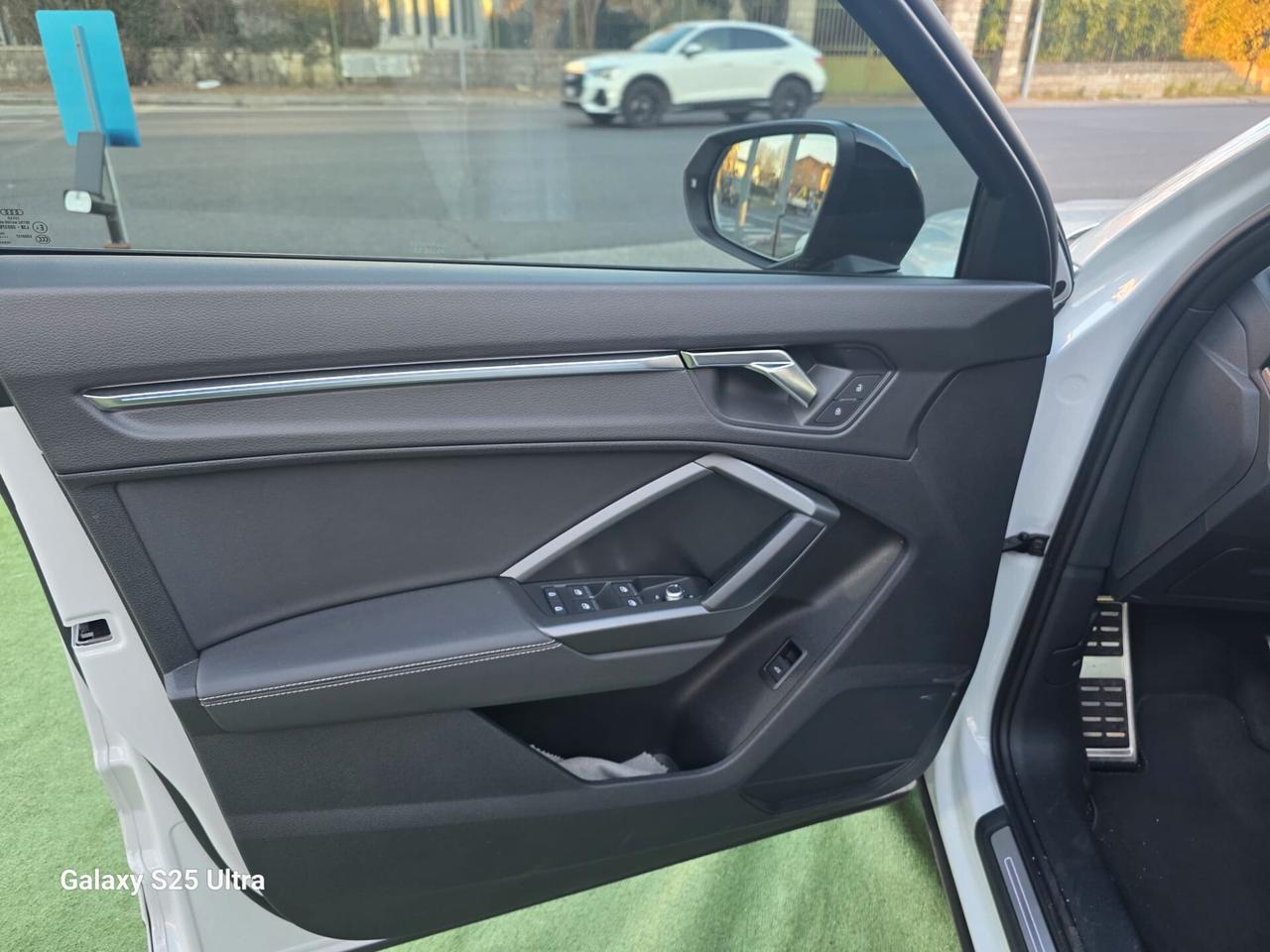 Audi Q3 SPB 40 TFSI quattro S tronic line edition