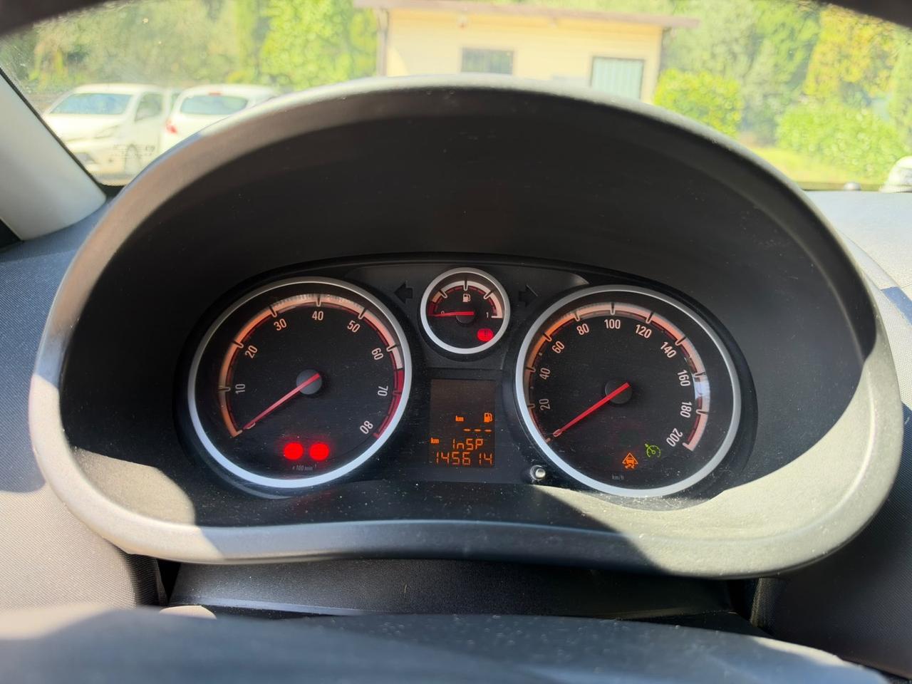Opel Corsa 1.2 5 porte Club