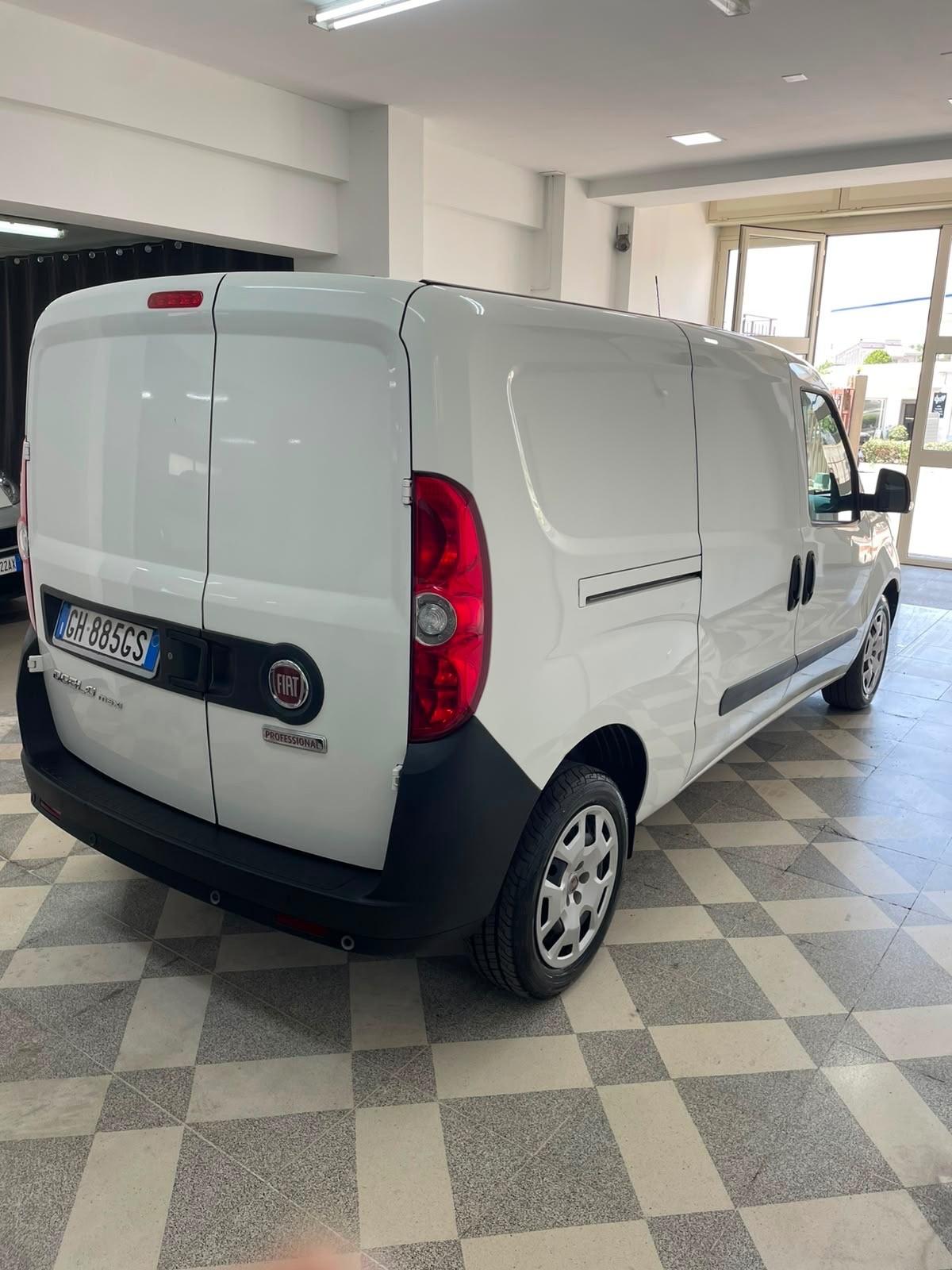 Fiat Doblo Doblò 1.6 MJT 105CV S&S PL-TN Cargo Maxi Lounge