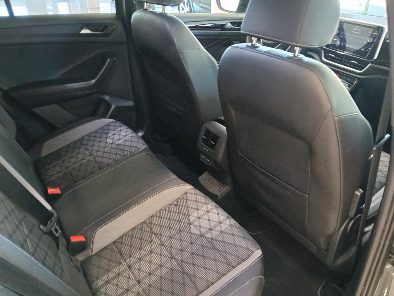 Volkswagen T-Roc 1.0 TSI R-Line