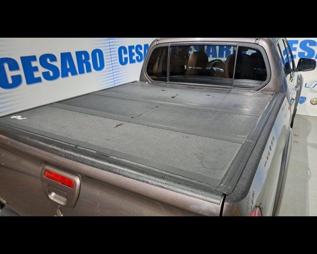 MITSUBISHI L200 d.cab 2.5 di-d Intense N1 E5