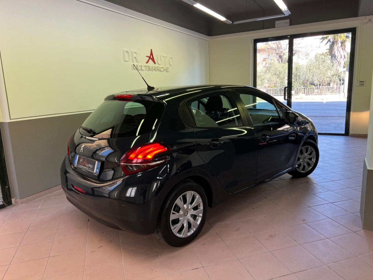 Peugeot 208 PureTech 82 5 porte Allure